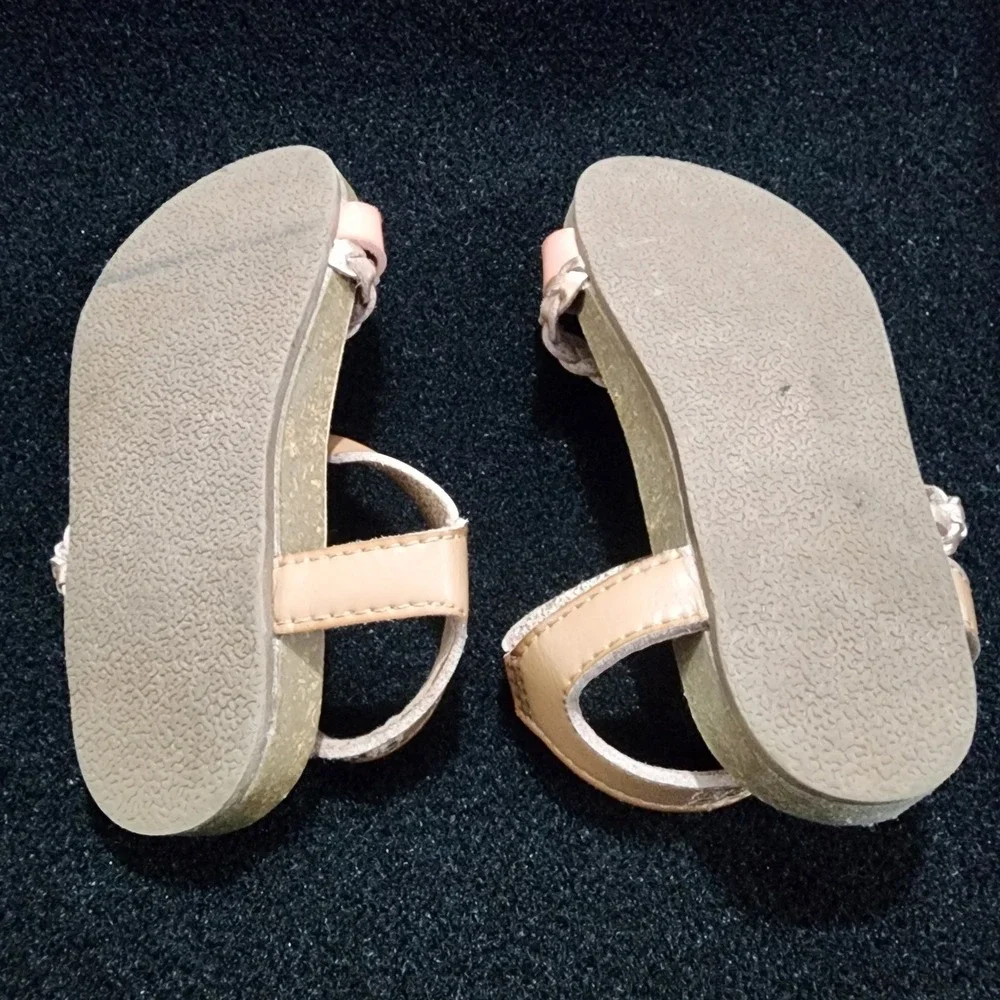Blowfish Malibu Kids Girls Tan Pink Braided Strap Sandals Size‎ 8